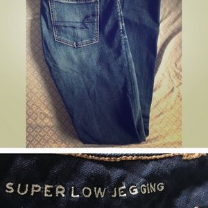 2 pairs AE 10 long jean
